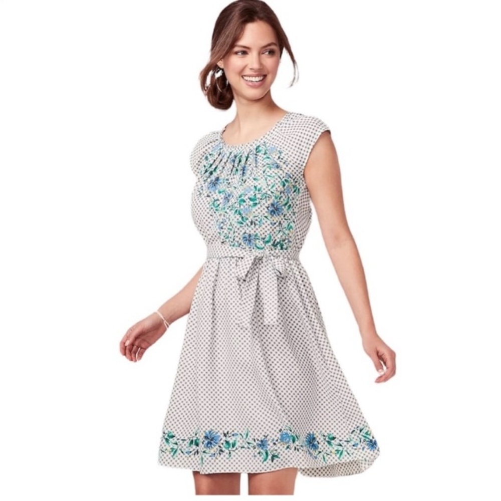 Lauren Conrad gingham floral knee length dress gently used size extra large